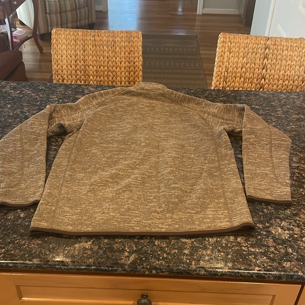 SOLD- Patagonia men’s better sweater 1/4 zip fleece - Picture 8 of 13
